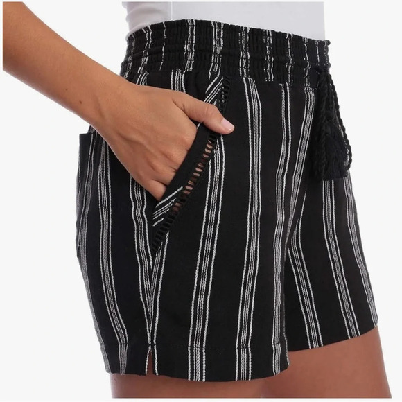 Briggs New York Women's Pull-On Shorts, Large - Picture 2 of 6